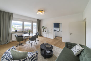 3 Zimmer mit Balkon und Weitblick