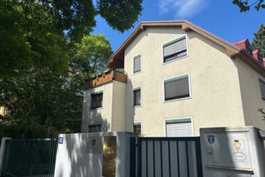 PERFEKT AUSGESTATTETE BÜROETAGE IM GRÜNEN