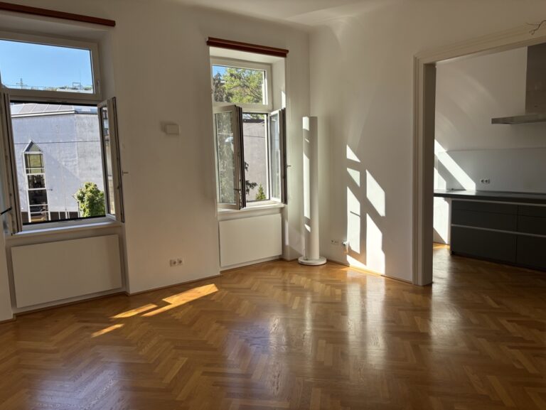 Entzückende, klassische Altbauwohnung
in der Auhofstraße –  Nähe U4 Hütteldorf