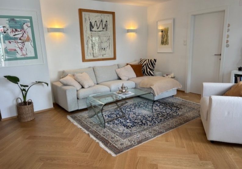 f4e12b28-95b0-437b-848c-a8b6526add2b