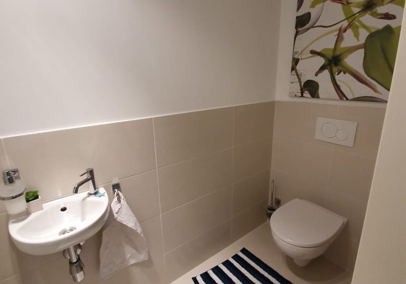 WC-