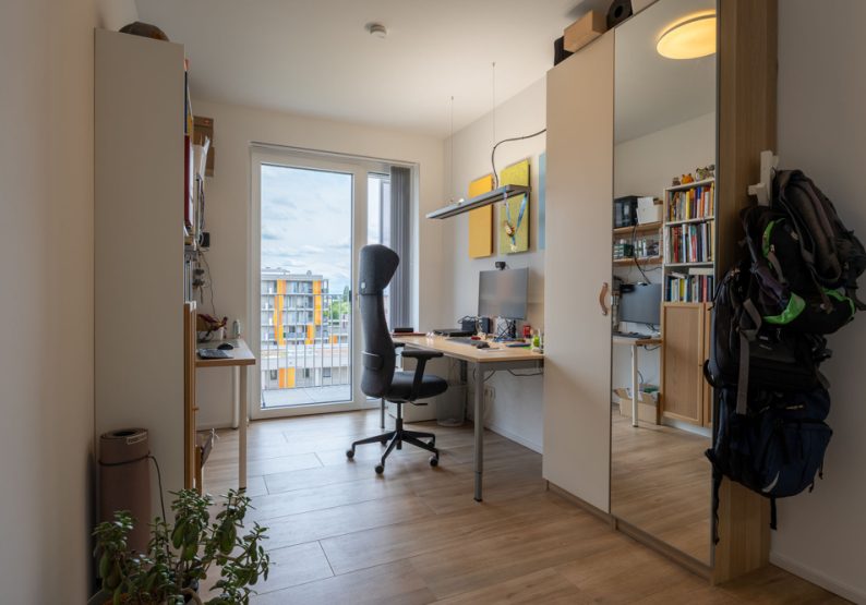 Top 41 Arbeitszimmer 1