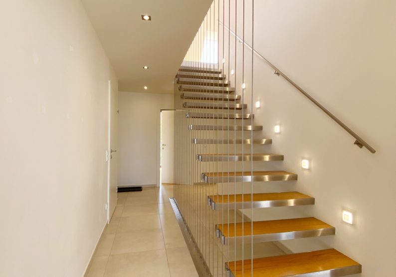 Top 9 Treppe unten